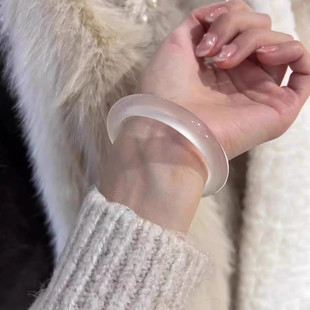 官方天然白月光玛瑙玉手镯荔枝冻玉髓白冰马料大码手镯女生礼物