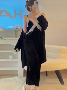 金丝绒睡衣女春秋款2023新款冬季性感吊带睡袍长裤三件套装带胸垫
