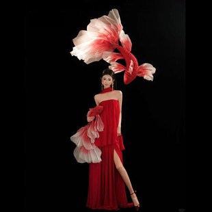 影楼拍照新款锦鲤主题红色新年写真中国红氛围感中式写真艺术服装