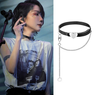 刘恋同款皮颈链加垂吊设计项链圈