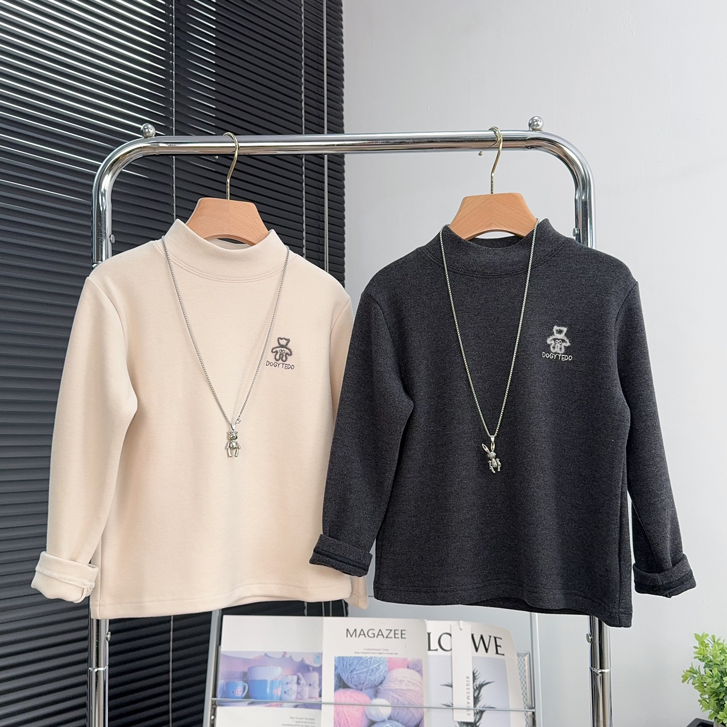 大E小e童装男女童德绒打底衫