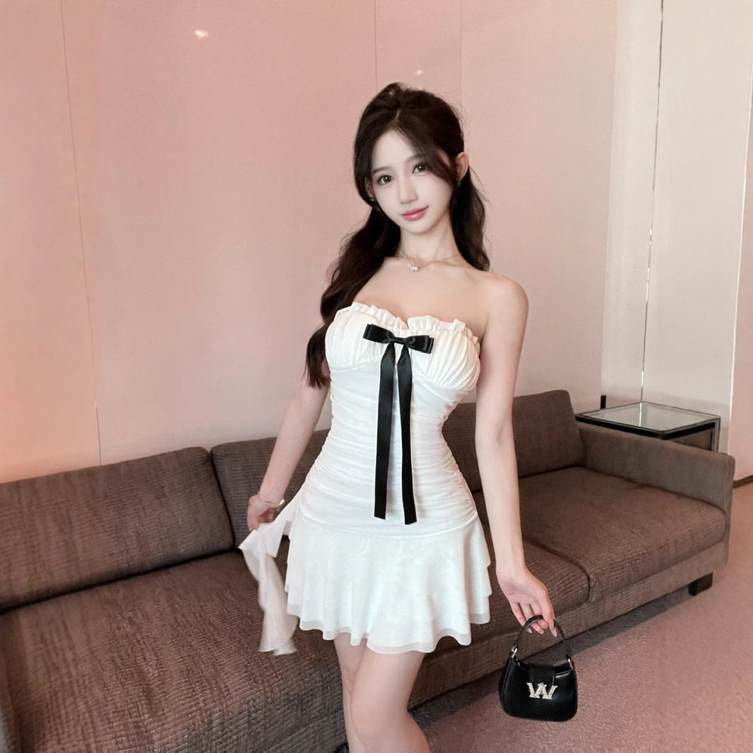 新款女装可爱蝴蝶结拼接网纱包臀显瘦性感抹胸连衣裙短款