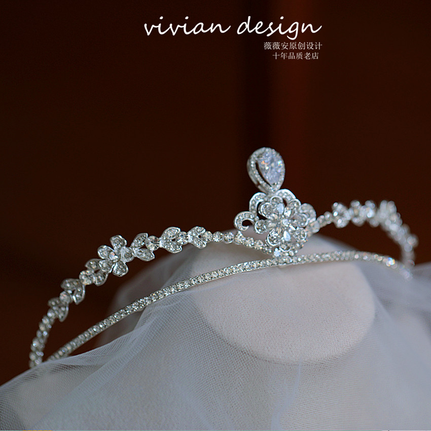 简约闪闪钻石高级感皇冠生日礼物婚礼头饰高档韩式发饰公主发冠
