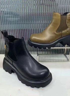 2024秋款 时尚港风切尔西烟囱靴头层牛皮中跟真皮女短靴57919
