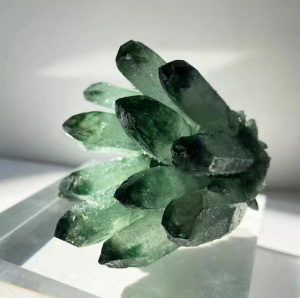 天然水晶七色彩水晶簇水晶原石水晶摆件水晶簇家居办公室装饰摆件