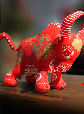 生肖手工布艺招财动物金牛摆件