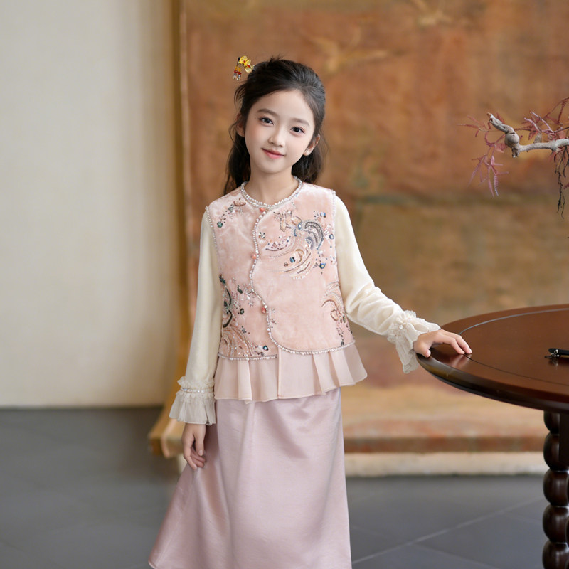 80989女童国风丝绒珠片新中式马甲汉服2026新款年服儿童唐装背心,童装/婴儿装/亲子装,汉服,淘宝优惠券,粉丝福利购,淘宝优惠卷