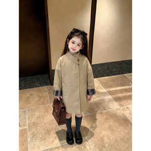 女童中长款风衣2026秋季立领格子翻边袖口儿童英伦风宽松外套大衣