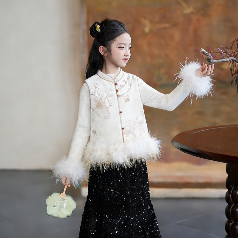 80962国风高级感女童汉服马甲新中式背心26年新年衣服毛边拜年服,童装/婴儿装/亲子装,汉服,淘宝优惠券,粉丝福利购,淘宝优惠卷
