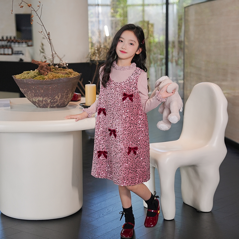 女童连衣裙小女孩珠片丝绒蝴蝶结背心裙2025新款洋气公主礼服裙子