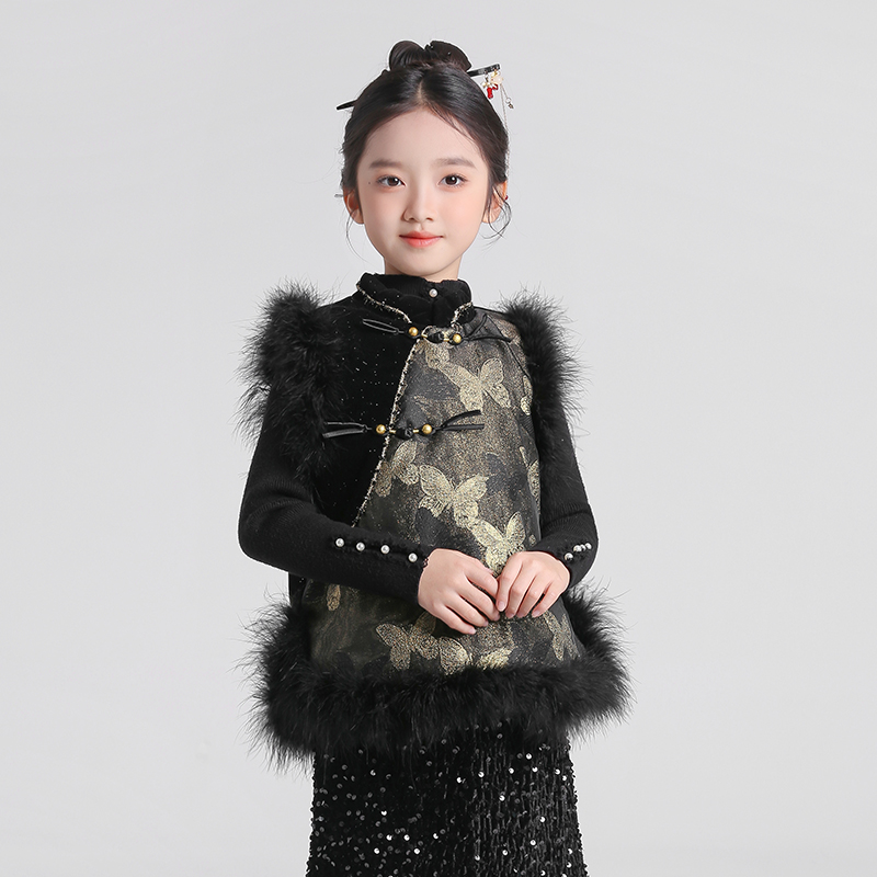女童汉服马甲驼鸟毛夹棉蝴蝶坎肩背心2025冬季新款儿童古风过年服