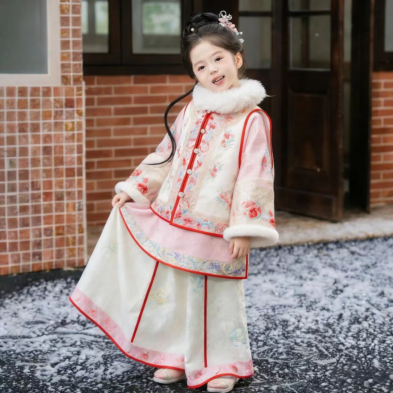 女童汉服冬季儿童格格服改良冬款清汉套装小女孩国风旗袍裙拜年服,童装/婴儿装/亲子装,汉服,淘宝优惠券,粉丝福利购,淘宝优惠卷