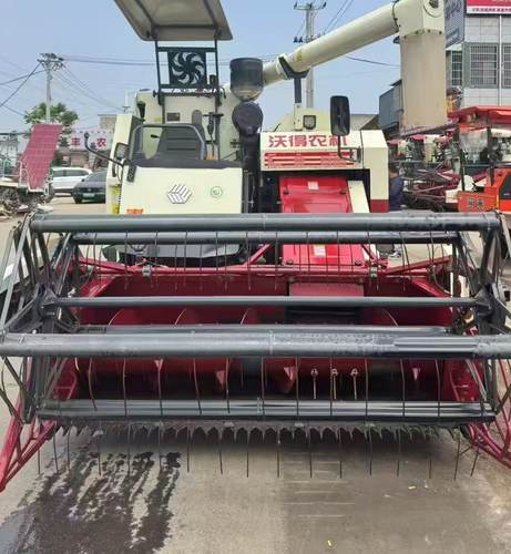 沃得收割机 收割小麦油菜玉米黄豆水稻 沃得尊享版 旗舰版125 130