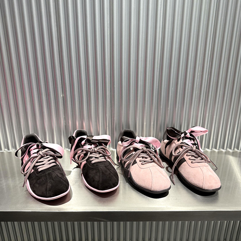 欧洲站女鞋2026年早春新款欧货磨砂皮双鞋带时尚休闲鞋平底德训鞋,女鞋,时尚休闲鞋,淘宝优惠券,粉丝福利购,淘宝优惠卷