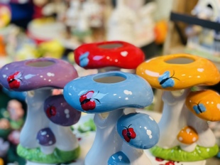 红顶顶金丝熊刺猬仓鼠宠物蘑菇陶瓷水壶座支架水樽防翻倒饮水支架