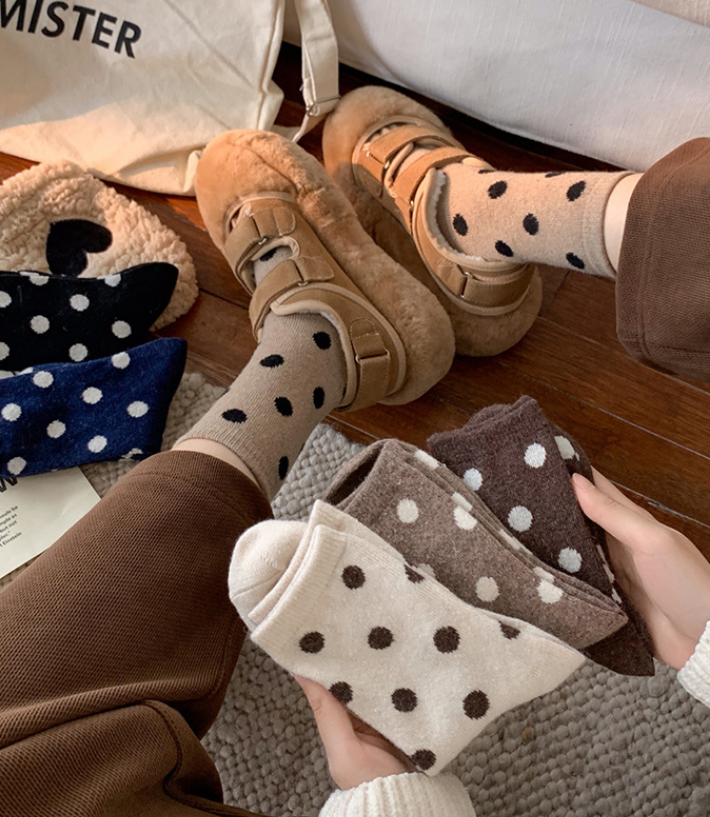 羊毛波点袜子女中筒袜秋冬季加厚加绒保暖毛圈圆点日系冬天长筒袜,女士内衣/男士内衣/家居服,中筒袜,淘宝优惠券,粉丝福利购,淘宝优惠卷