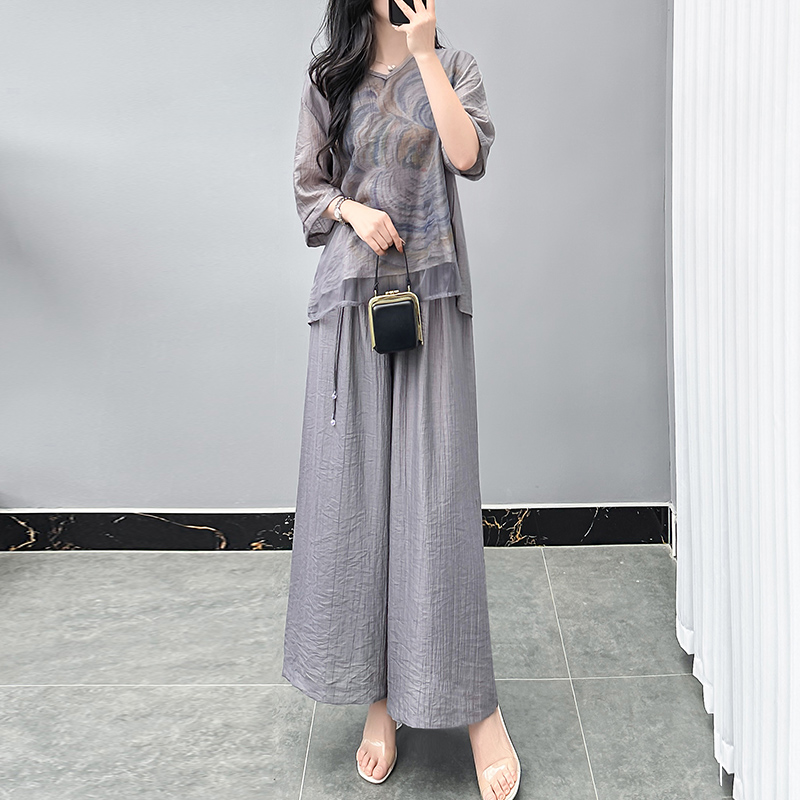 时尚休闲夏季新款2025套装妈妈夏装宽松印花上衣两件套阔腿裤爆款