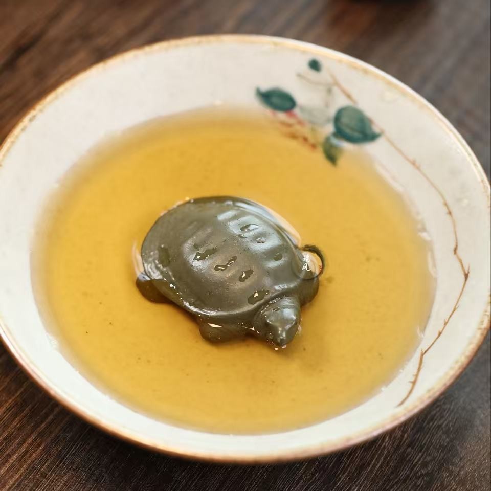 宜兴紫砂【富甲一方小甲鱼】茶宠茶玩名家手工可养富甲乌龟手把件图片