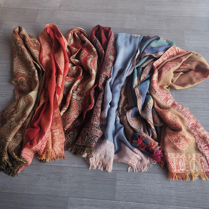 提花厚实风柔软不扎通用围巾新品