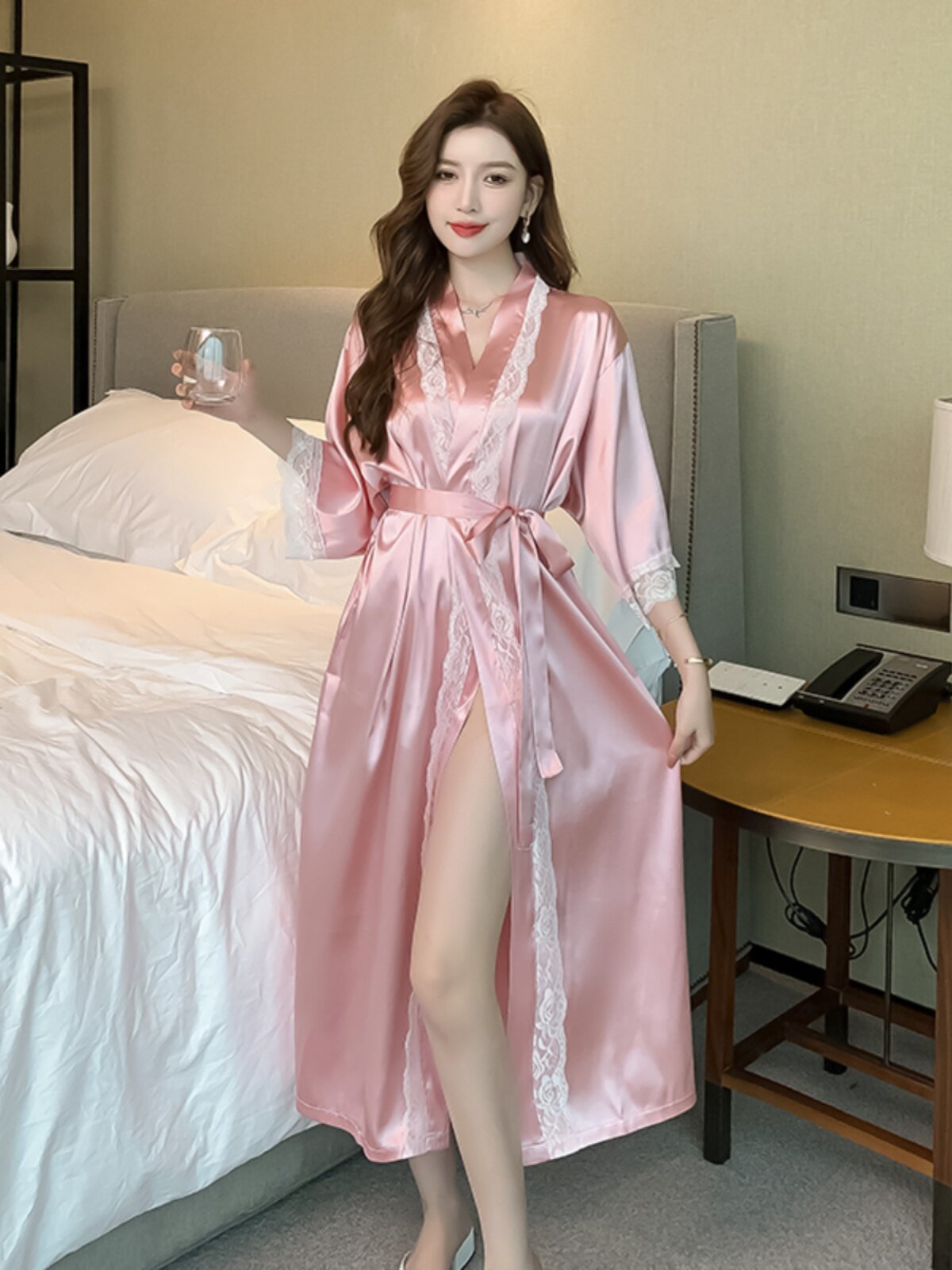 PALACE-STYLE HIGH-END SUMMER DRESSING GOWN WOMENS BATHROBE-STYLE SUMMER PINK MORNING ROBE SISTERHOOD PARTY MID-LENGTH SMALL MAN