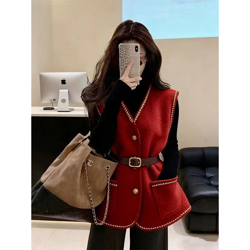 红色毛呢马甲2025新款今年流行爆款小香风新年气质收腰外套女秋冬