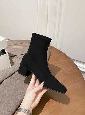 2024年秋冬新款侧拉链绒面粗跟高跟鞋黑色百搭法式袜靴弹力瘦瘦靴