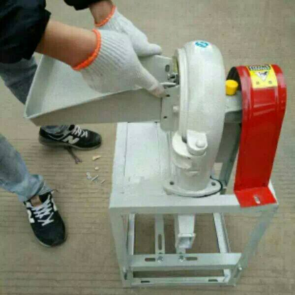 Sichuan Seiko 19 feed grinder spice Seasoning Milling machine Chinese herbal medicines grinder food machining Mechanicsin the Agricultural Machinery/Farm tools/Plastic sheeting , Agricultural Machinery , Grain and oil processing equipment  category - from Buy2taobao.com to provide professional Taobao agent buy service