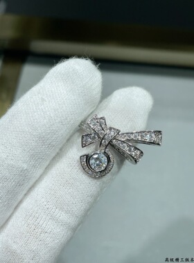 v金材质5字蝴蝶结满钻戒指 精工版千金风夸张时尚名媛风指环