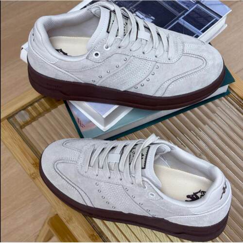 【正品】女子秋冬铆钉厚底休闲板鞋 K0F85CC77M-6337