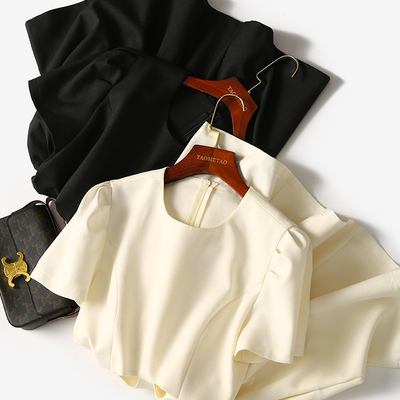 淘么淘性感纯欲风 设计感小众镂空露腰修身显瘦圆领泡泡袖连衣裙