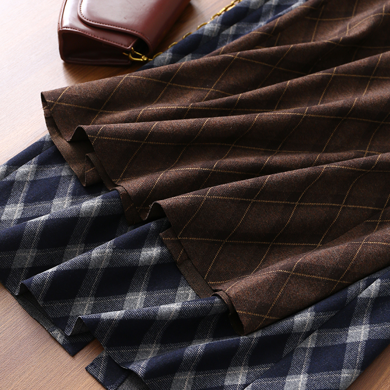 淘么淘 复古英式风 格纹内翻折松紧高腰中长羊毛H直筒毛呢半身裙