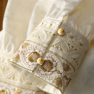 新款 淘么淘 女2026年春季 衬衫 国风新中式 金线刺绣纹提花圆领长袖