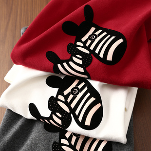 淘么淘 植绒撞色条纹小马刺绣棉质宽松短袖 t恤女新款 萌趣减龄