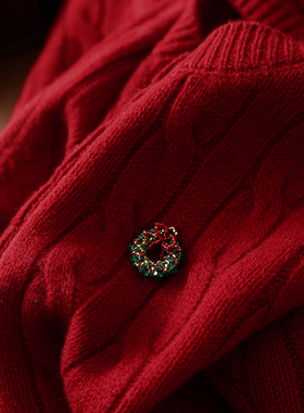 淘么淘 巨美节日配色~纯羊毛麻花圆领圣诞装饰红色针织开衫毛衣女