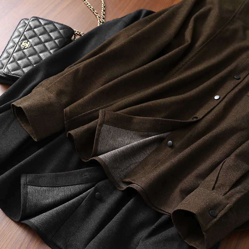 【折】 极简调性 气质宽松单口袋翻领长袖毛呢衬衫女2025秋季新款