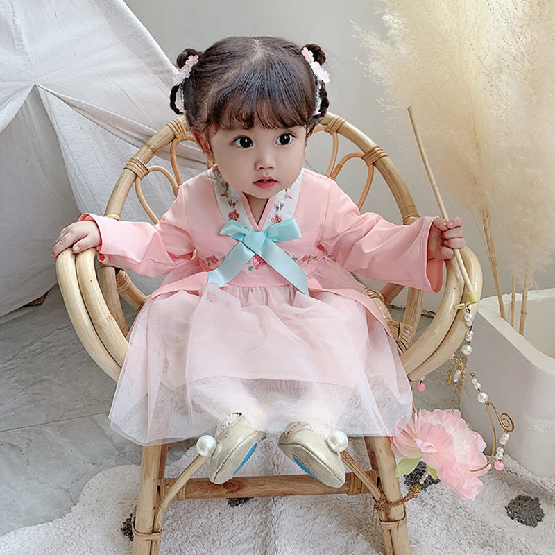 婴儿旗袍汉服春秋款一岁女宝宝小裙子春装连衣裙儿童洋气外出汉服