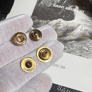 适用YSL包包五金标配件 Logo维修金属MONOGRAM鱼子酱信封按扣链条