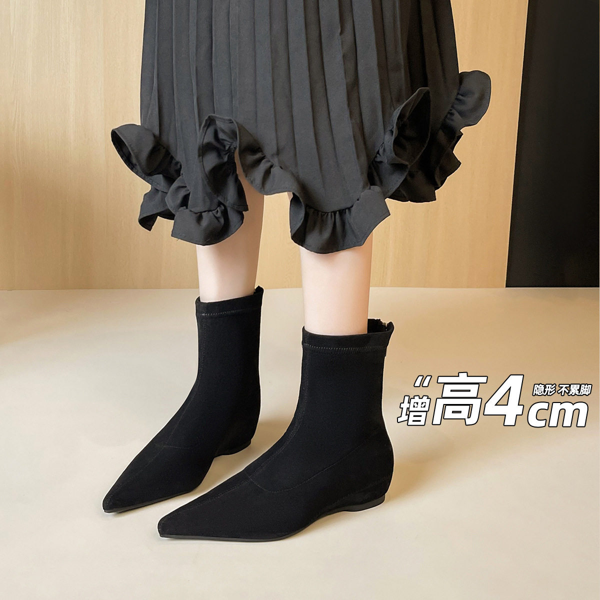 配长裙的鞋子秋冬磨砂绒面平底袜靴平跟瘦瘦靴气质尖头短筒靴女