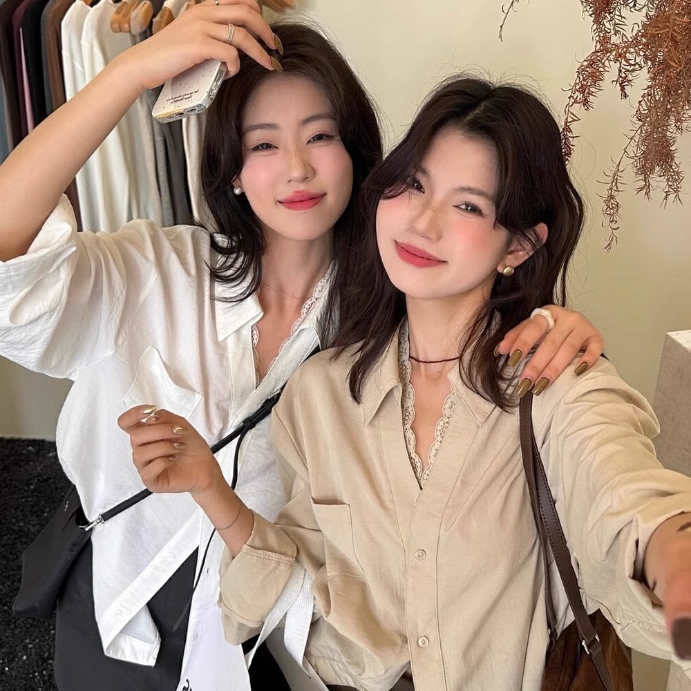 清仓一线大品牌折扣衬衫女长袖春秋季女装蕾丝拼接内搭打底衫上衣