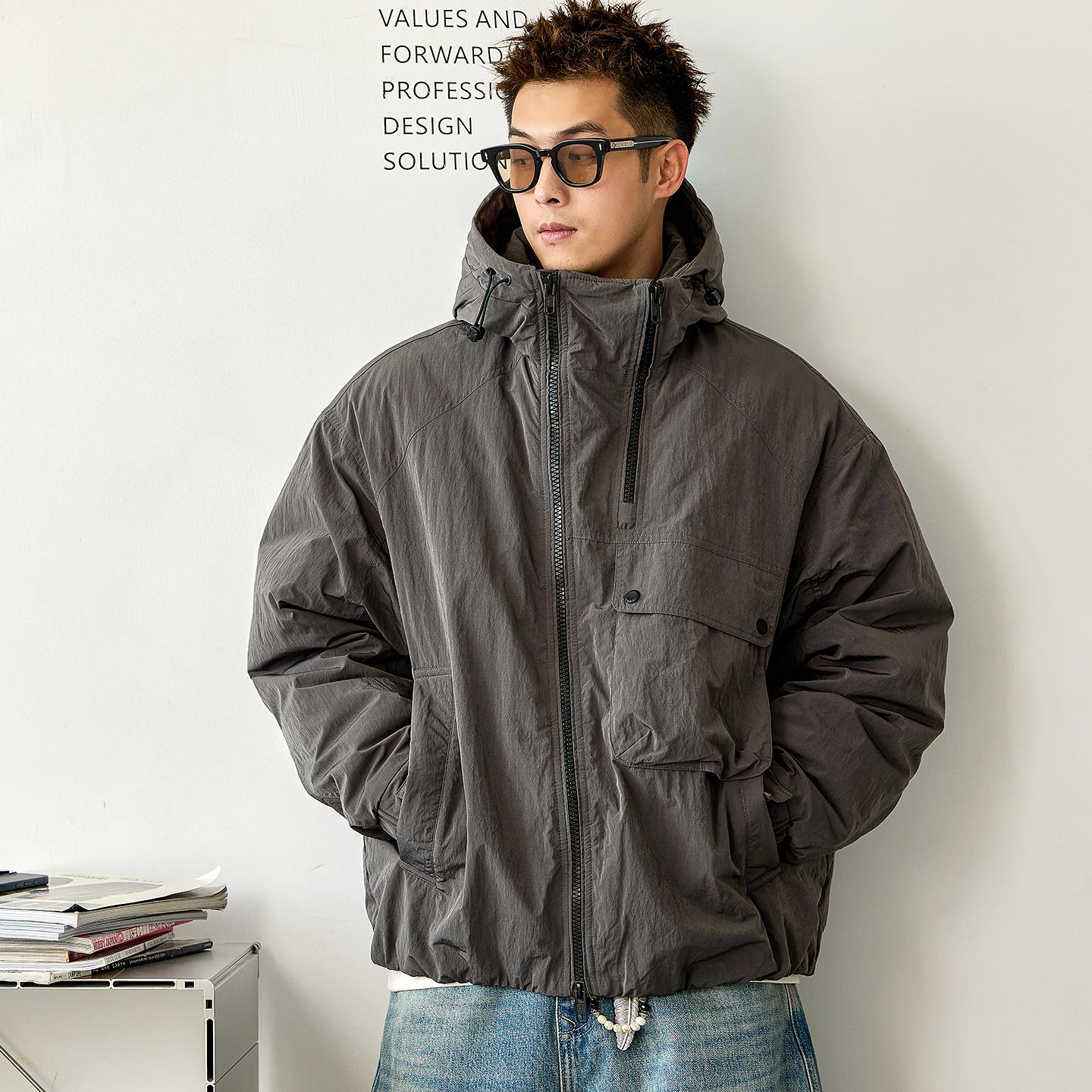 徐太浪【多口袋 拉链设计】抽绳连帽羽绒服男冬季保暖休闲风外套