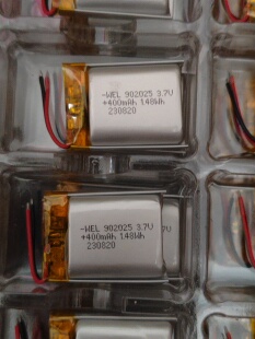902025 3.7V 400mAh聚合物电池