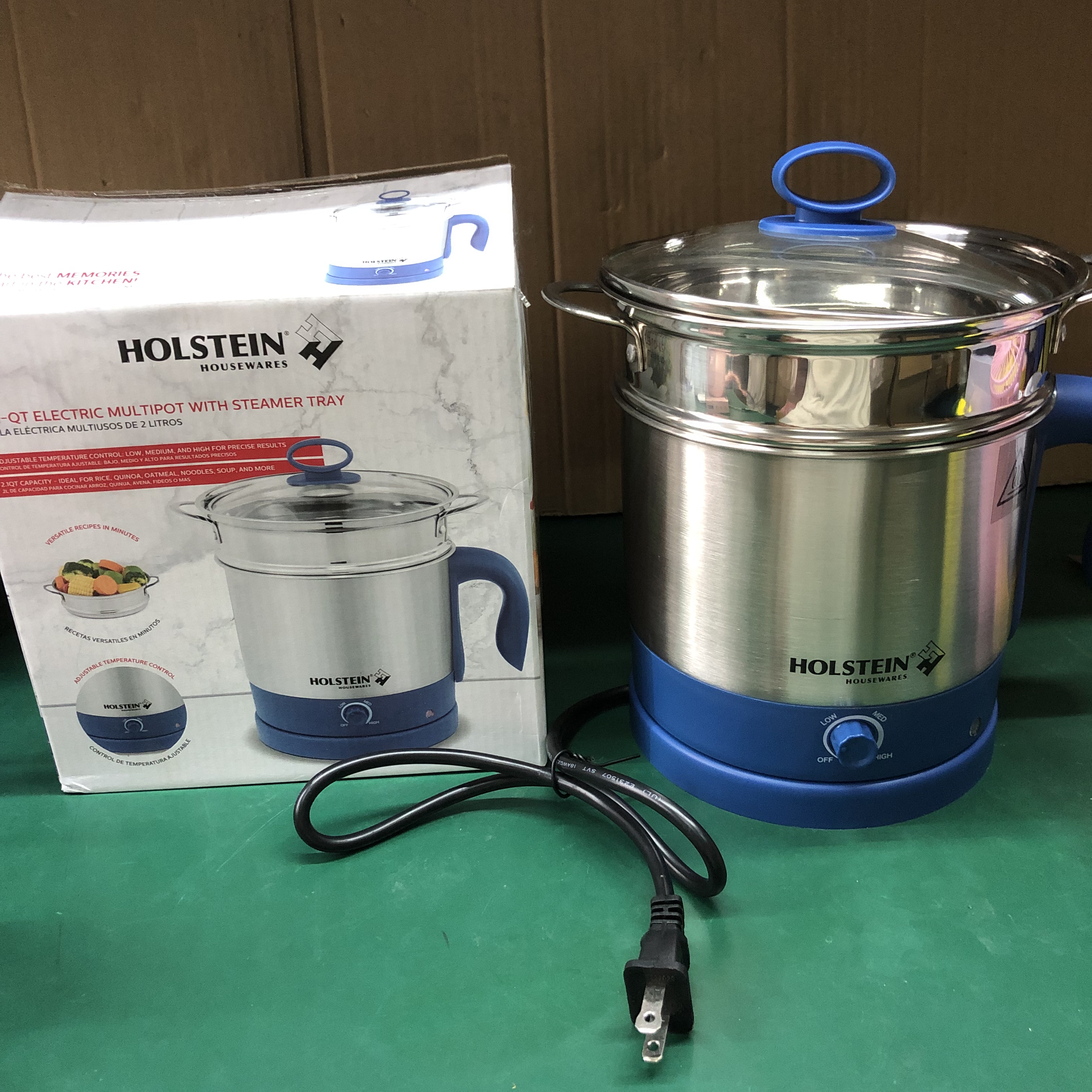 120v。电煮锅2.1L。可蒸东西有