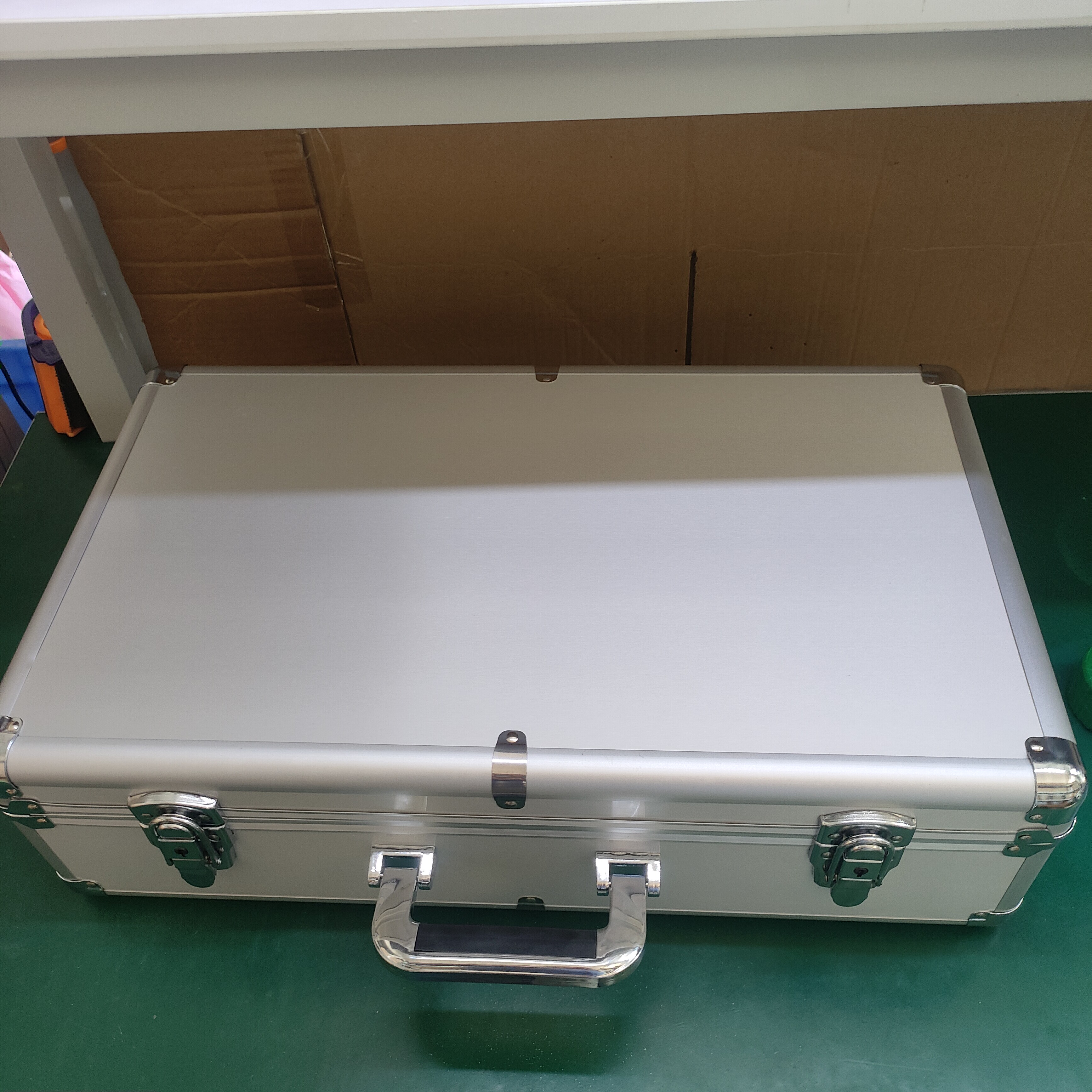 铝合金手提仪器箱 带锁铝箱 设备防护收纳工具箱 防震便携铝壳箱