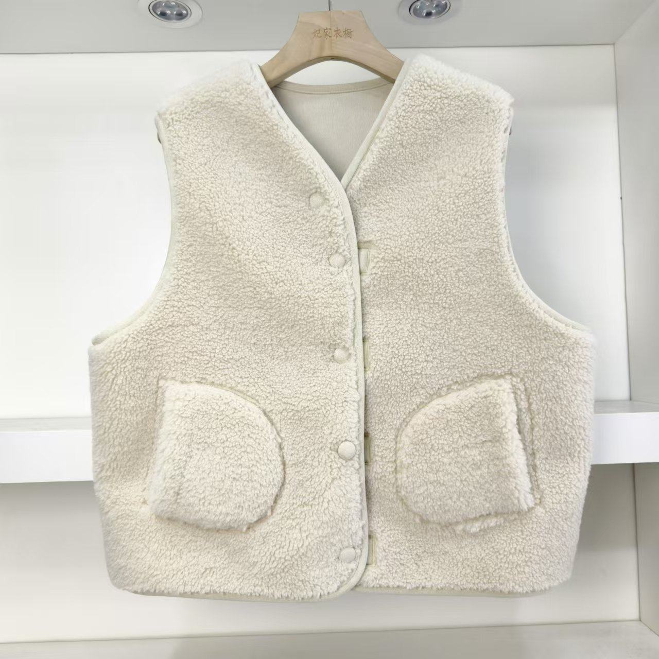 韩国原单冬季毛绒无袖两面穿马甲女舒适保暖休闲百搭背心马夹