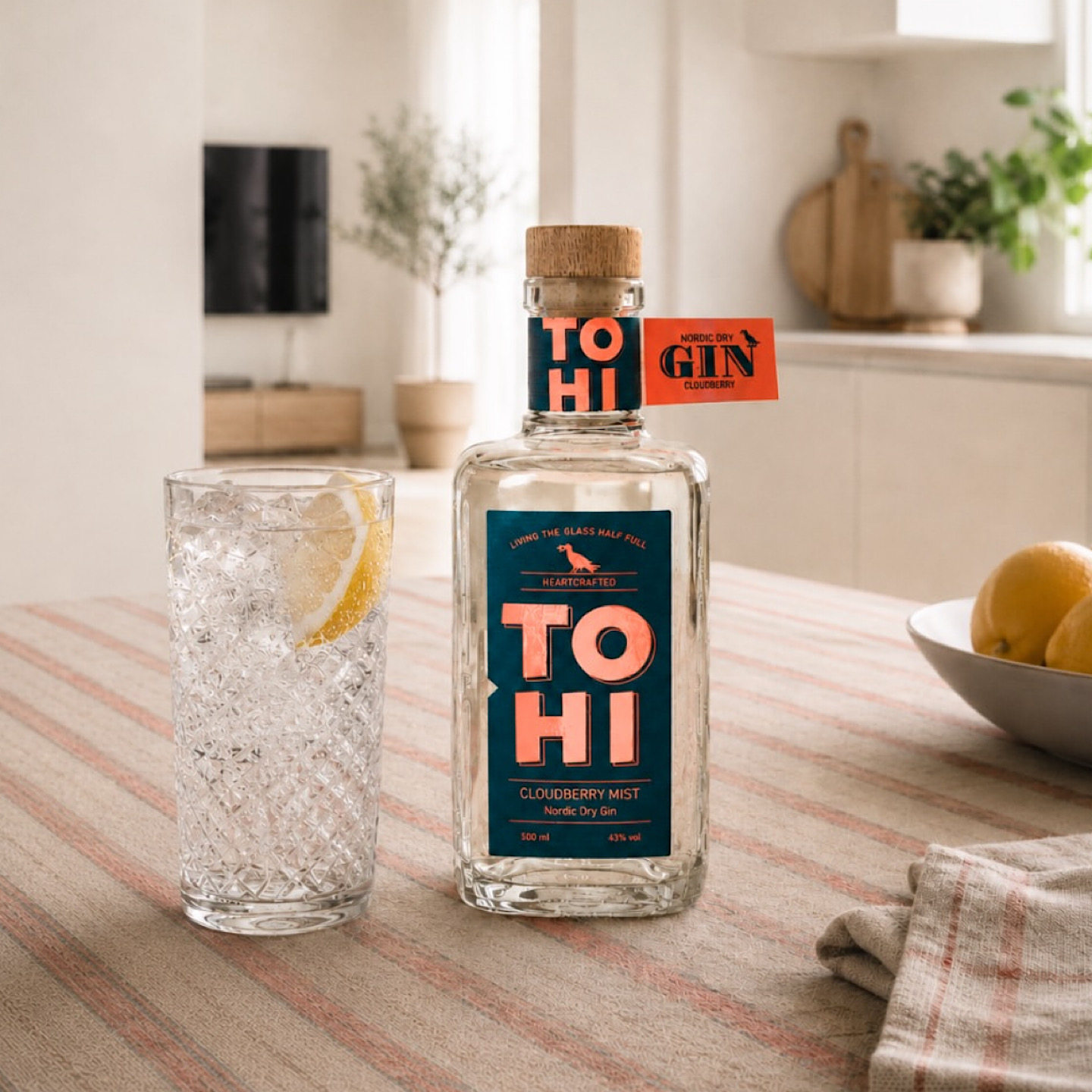 爱沙尼亚TOHI NORDIC DRY GIN柔和莓果花蜜野生森林草本 涛凯金酒