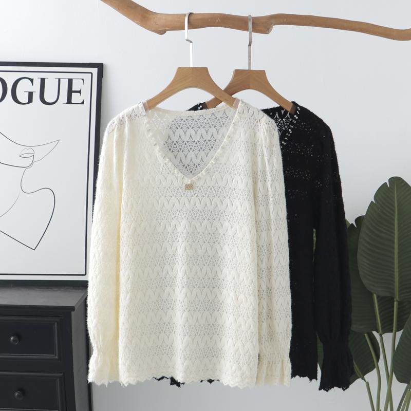 秋冬韩版新款蕾丝打底衫200斤胖mm大码设计感V领钉珠钩花镂空T恤
