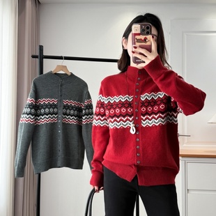 冬装新款费尔岛风几何提花针织开衫女装红色高级感大码毛衣外套