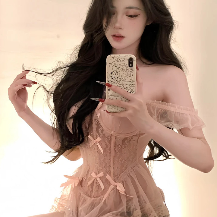 纯欲风私房带胸垫睡裙女蕾丝小胸聚拢马甲蓬蓬裙大胸鱼骨内衣套装