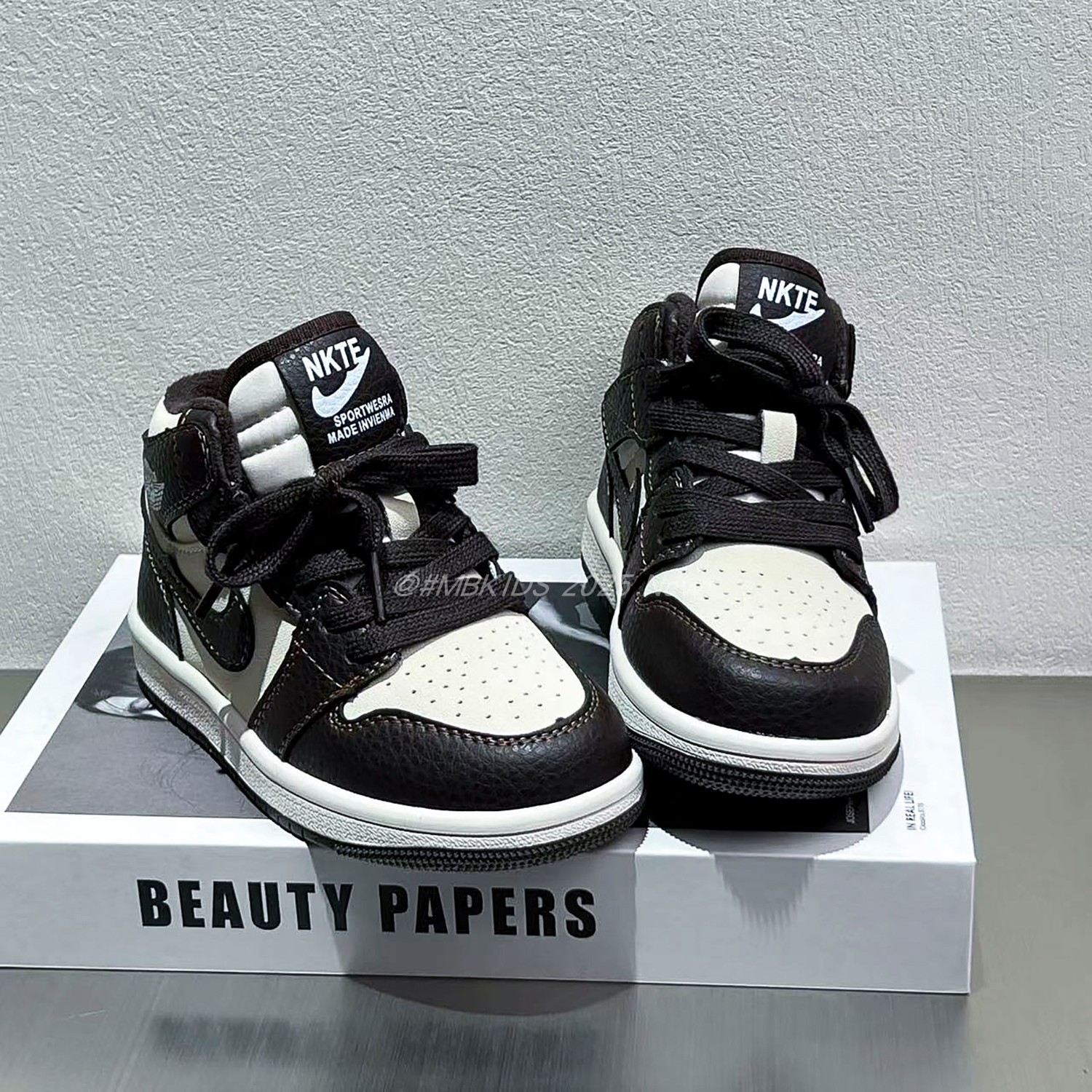 男童鞋子AJ运动鞋2025新款秋冬高帮儿童板鞋中大童休闲女童二棉鞋