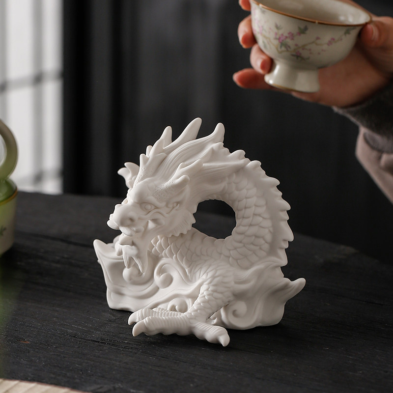 德化白瓷中华龙摆件国潮创意生肖龙工艺品高档礼品办公室桌面装饰